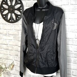 Disney’s The Nightmare Before ChristmasBomber Jacket Size Large XL